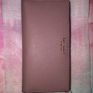 KATE SPADE LARGE SLIM BIFOLD WALLET💗